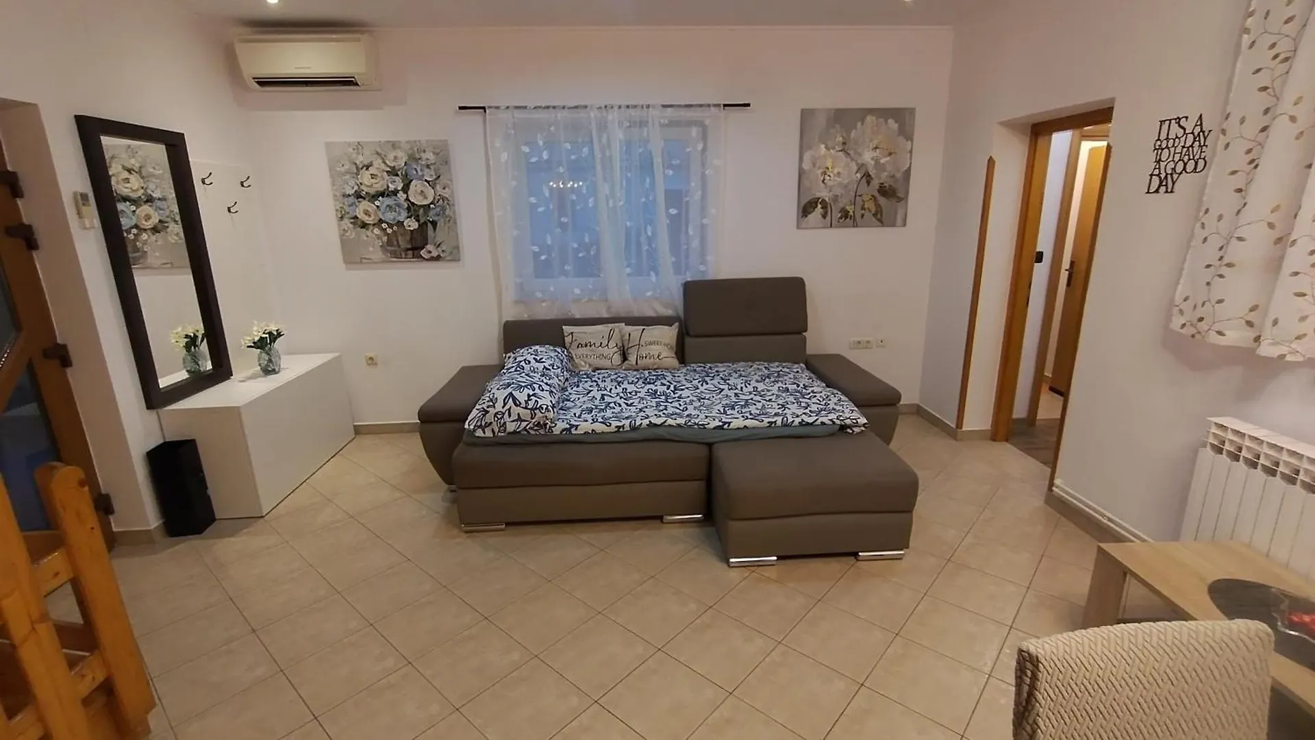 Apartman Forest Queen Pula Apartamento