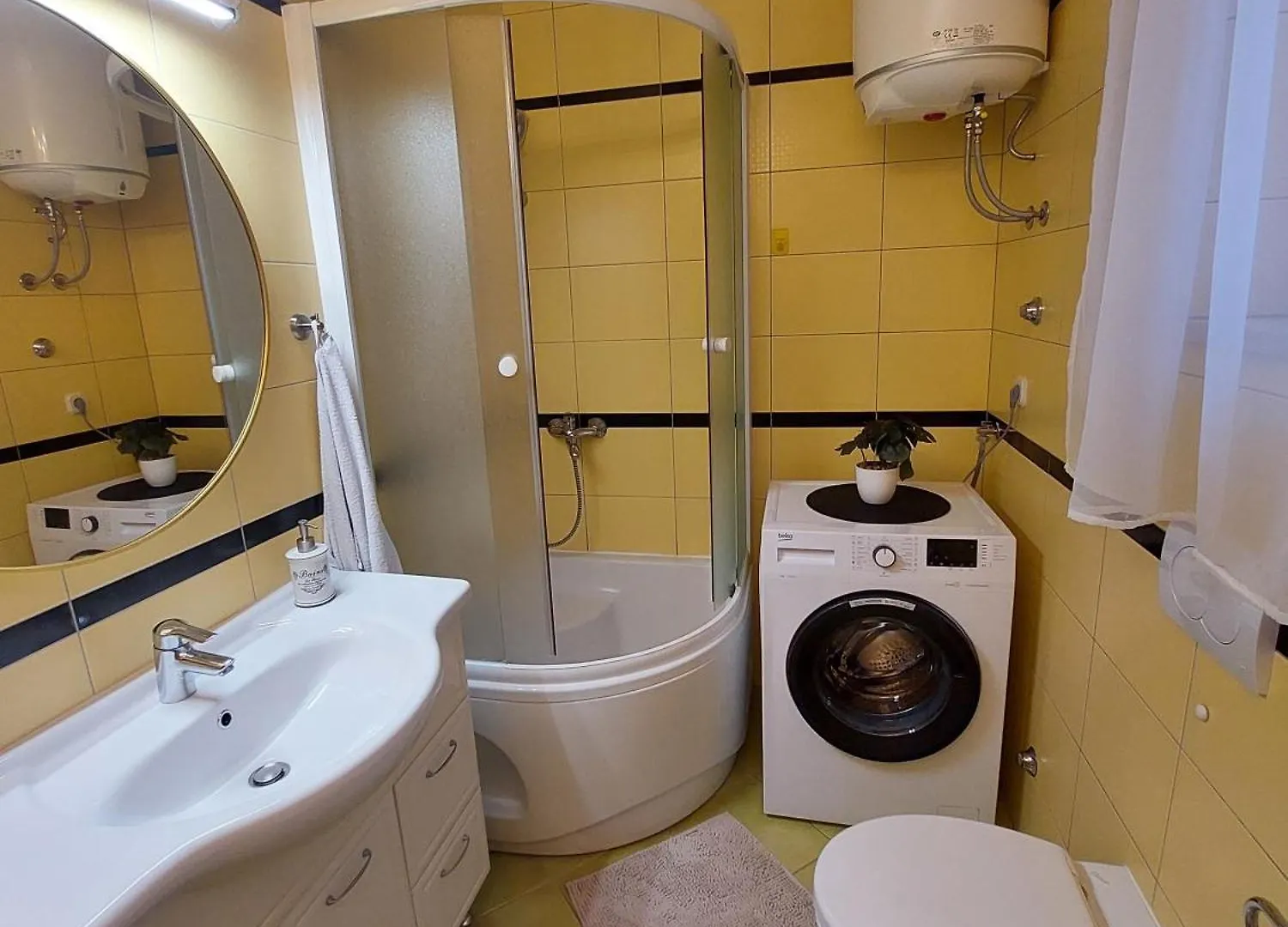 Apartman Forest Queen Pula 0*,  Croacia
