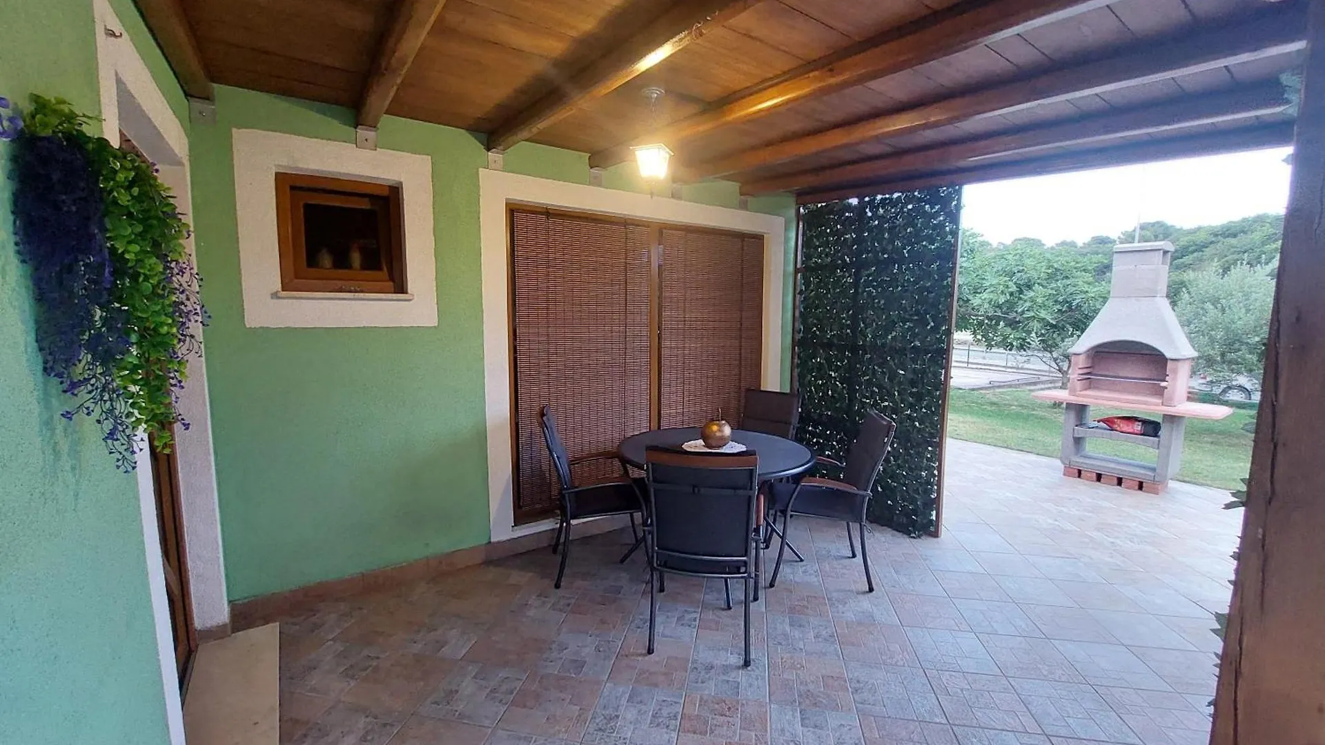 Apartamento Apartman Forest Queen Pula
